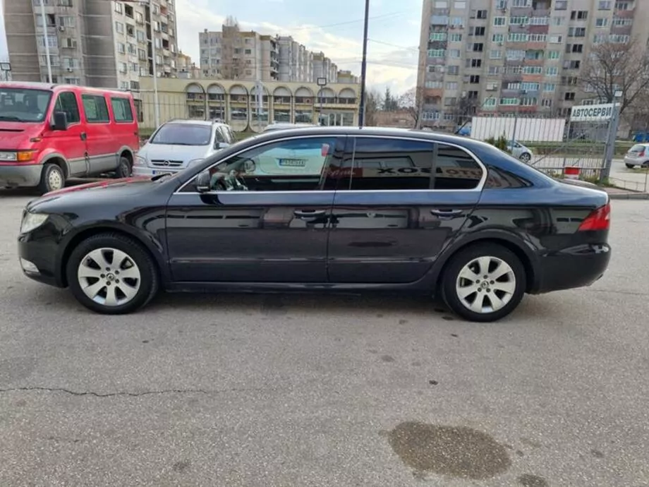 ID:1146 - SKODA SUPERB