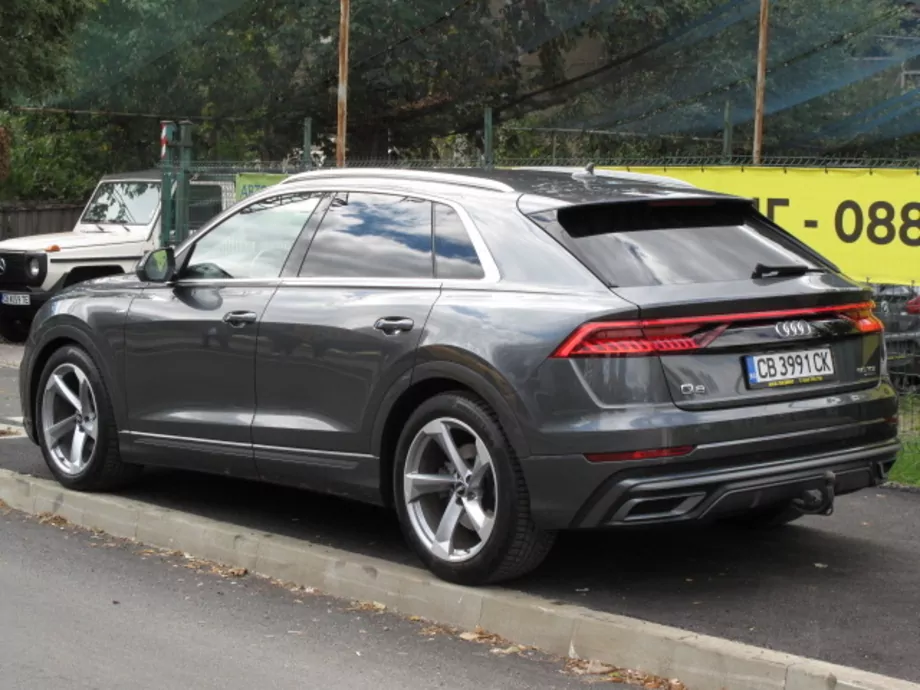 ID:1186 - AUDI Q8