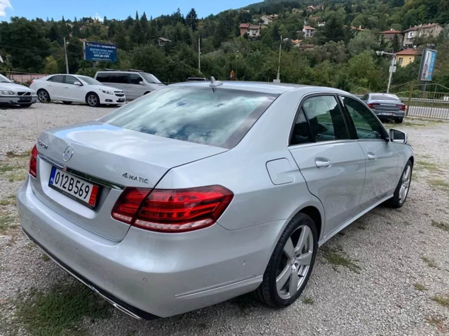 ID:1203 - MERCEDES-BENZ E 250