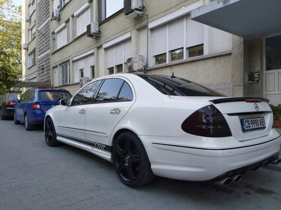 ID:1206 - MERCEDES-BENZ E 500