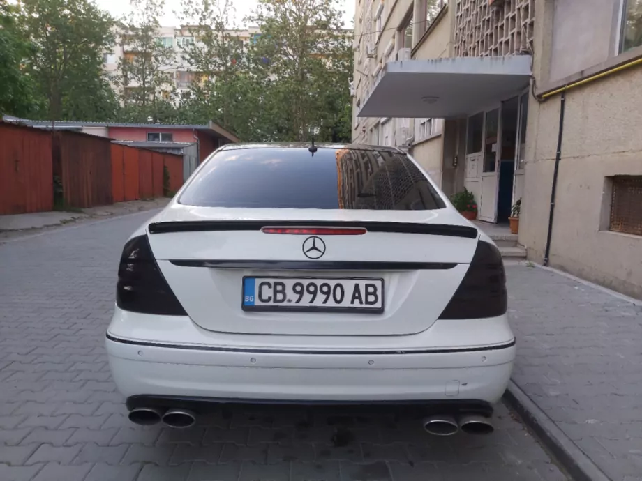 ID:1206 - MERCEDES-BENZ E 500