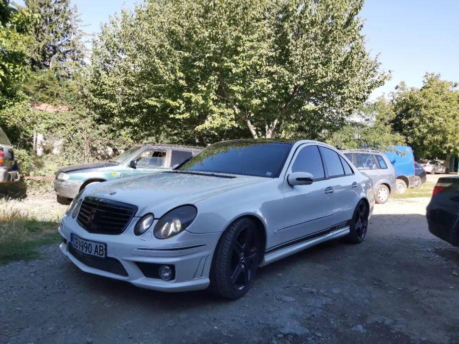 ID:1206 - MERCEDES-BENZ E 500