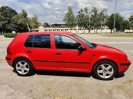 ОБЯВА №1225 за VOLKSWAGEN GOLF