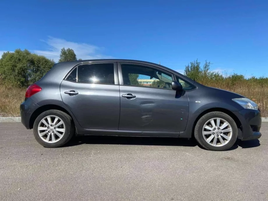 ID:1240 - TOYOTA AURIS