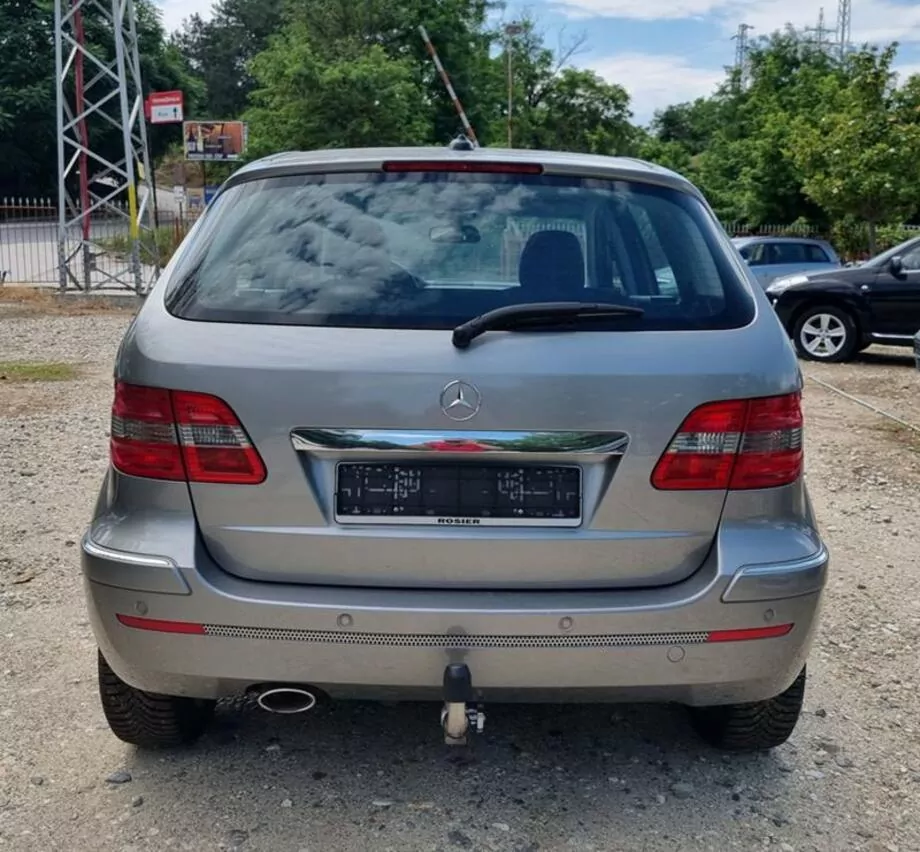 ID:1255 - MERCEDES-BENZ B 180