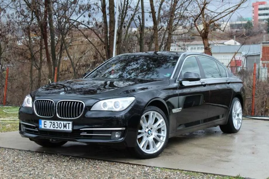 ID:1257 - BMW 750