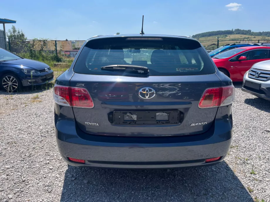 ID:1263 - TOYOTA AVENSIS