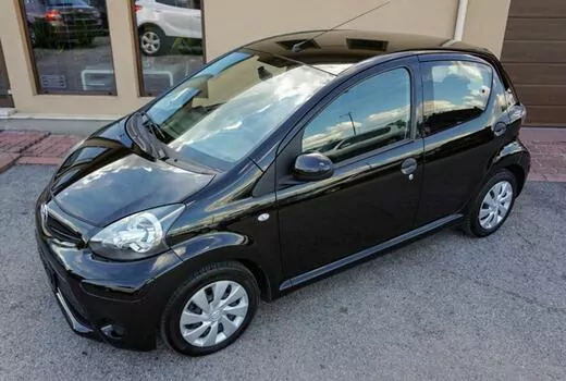 ОБЯВА №1270 за TOYOTA AYGO