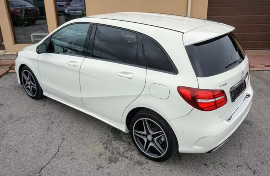 ID:1277 - MERCEDES-BENZ B 180