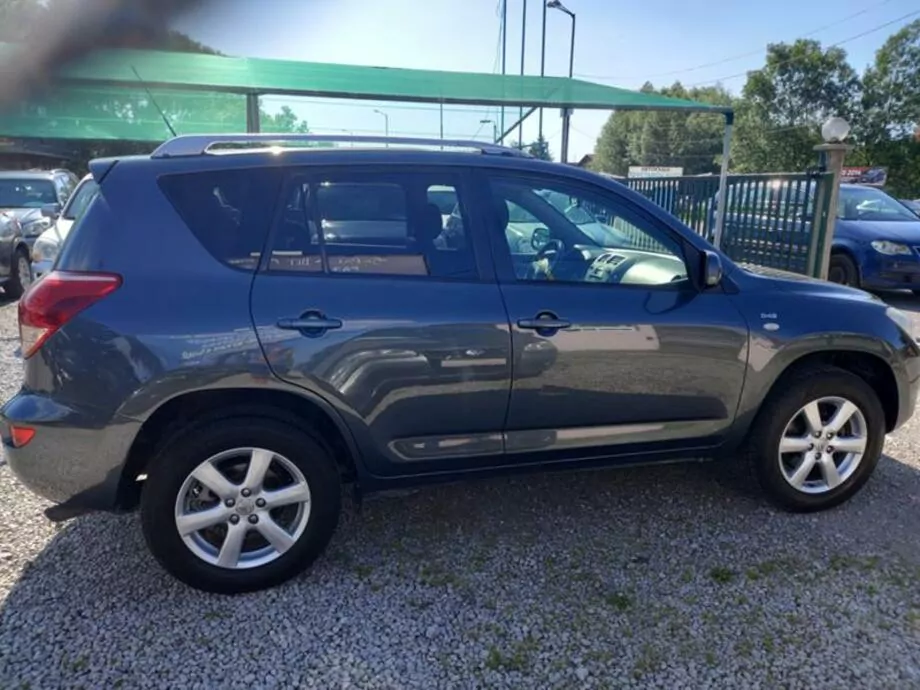 ID:1305 - TOYOTA RAV4