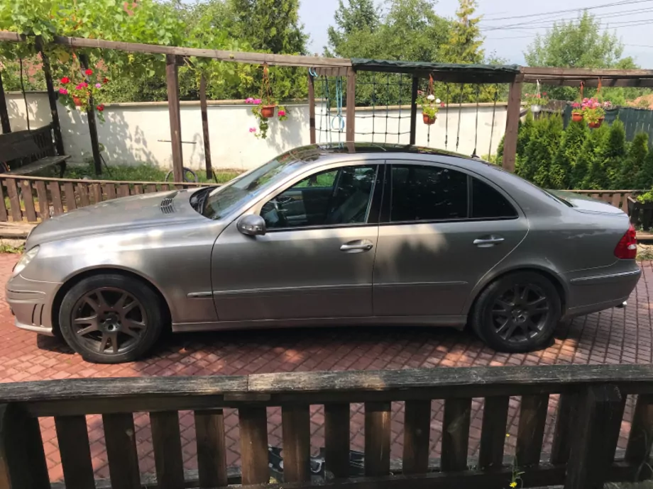 ID:1314 - MERCEDES-BENZ E 320