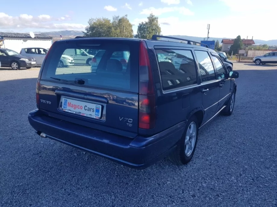 ID:1323 - VOLVO V70