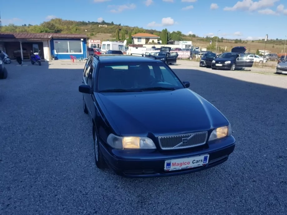 ID:1323 - VOLVO V70