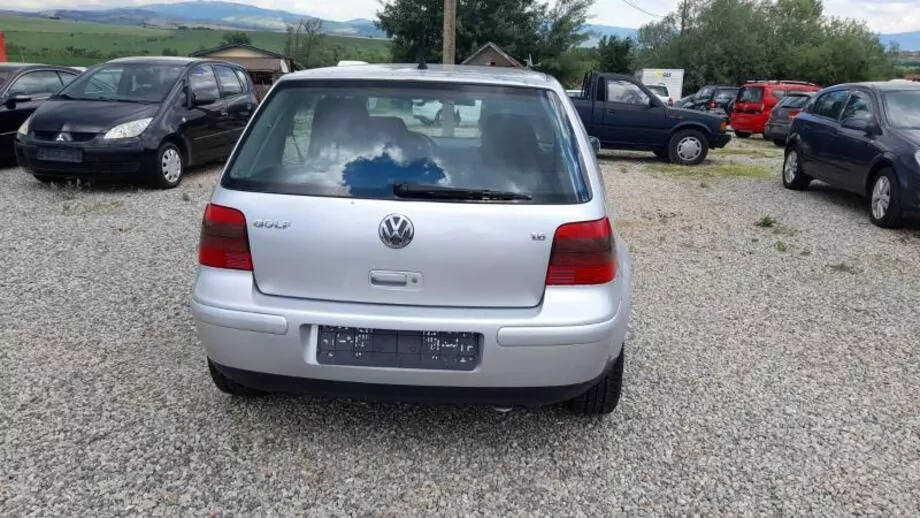 ID:1328 - VOLKSWAGEN GOLF