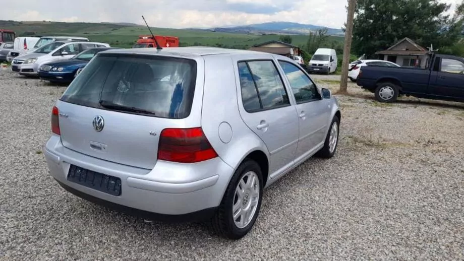 ID:1328 - VOLKSWAGEN GOLF