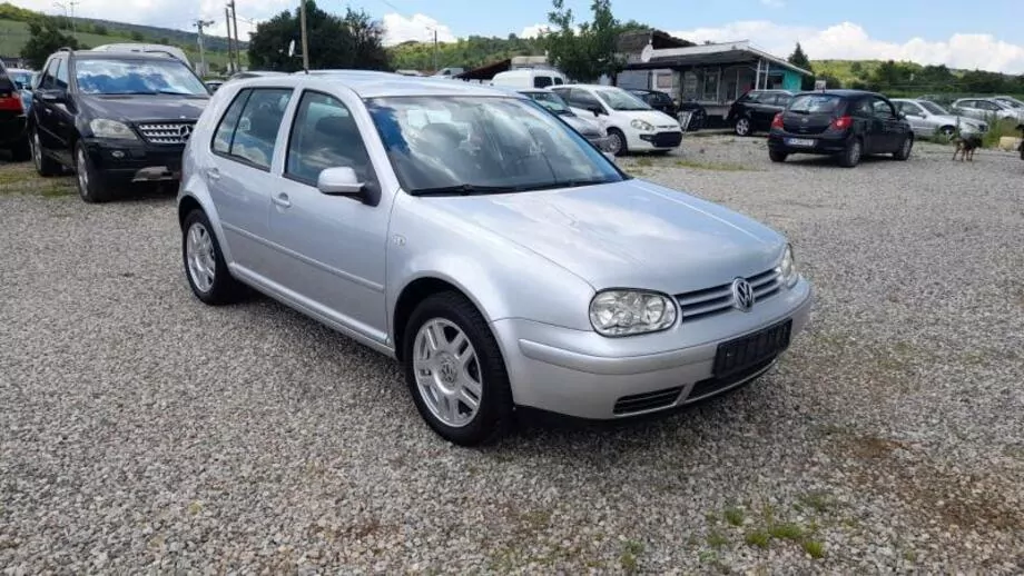 ID:1328 - VOLKSWAGEN GOLF