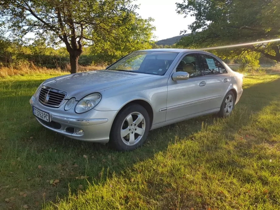 ID:1338 - MERCEDES-BENZ E 320