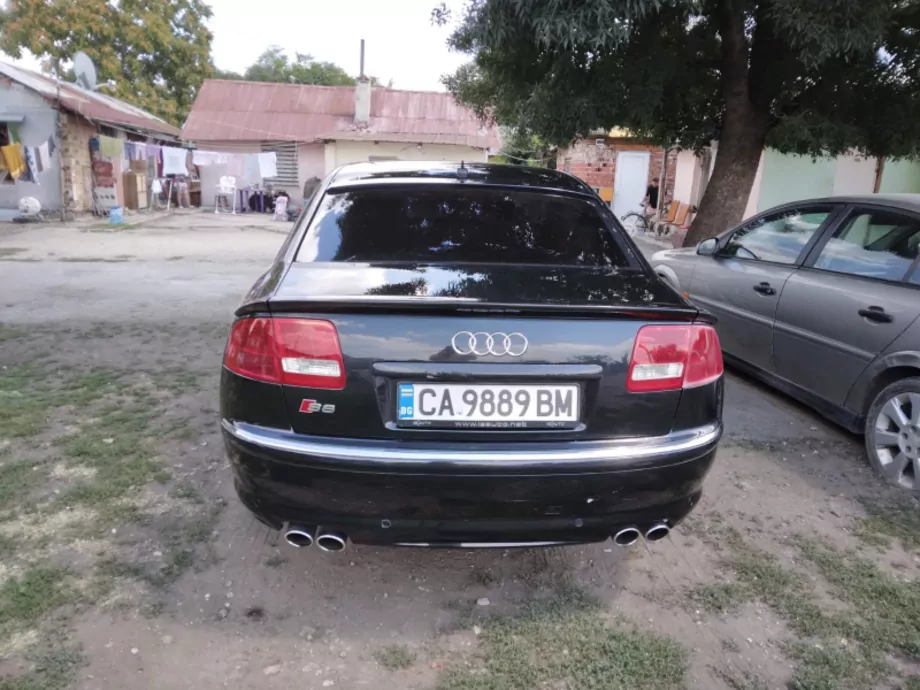 ID:1355 - AUDI S8