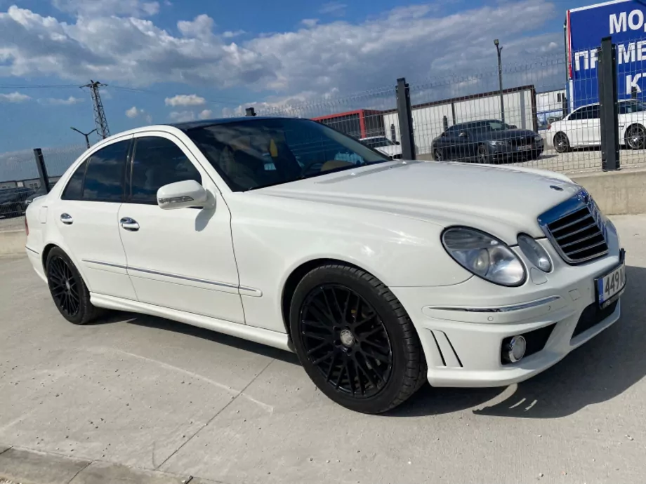 ID:1356 - MERCEDES-BENZ E 500