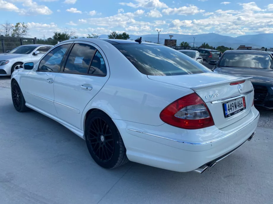 ID:1356 - MERCEDES-BENZ E 500