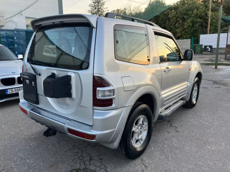 ID:1362 - MITSUBISHI PAJERO