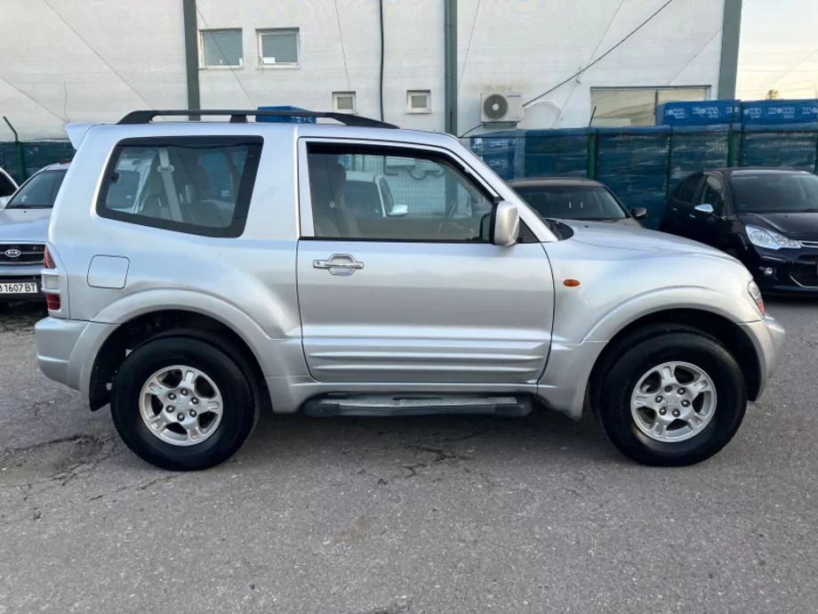 ID:1362 - MITSUBISHI PAJERO