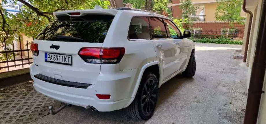 ID:1370 - JEEP GRAND CHEROKEE