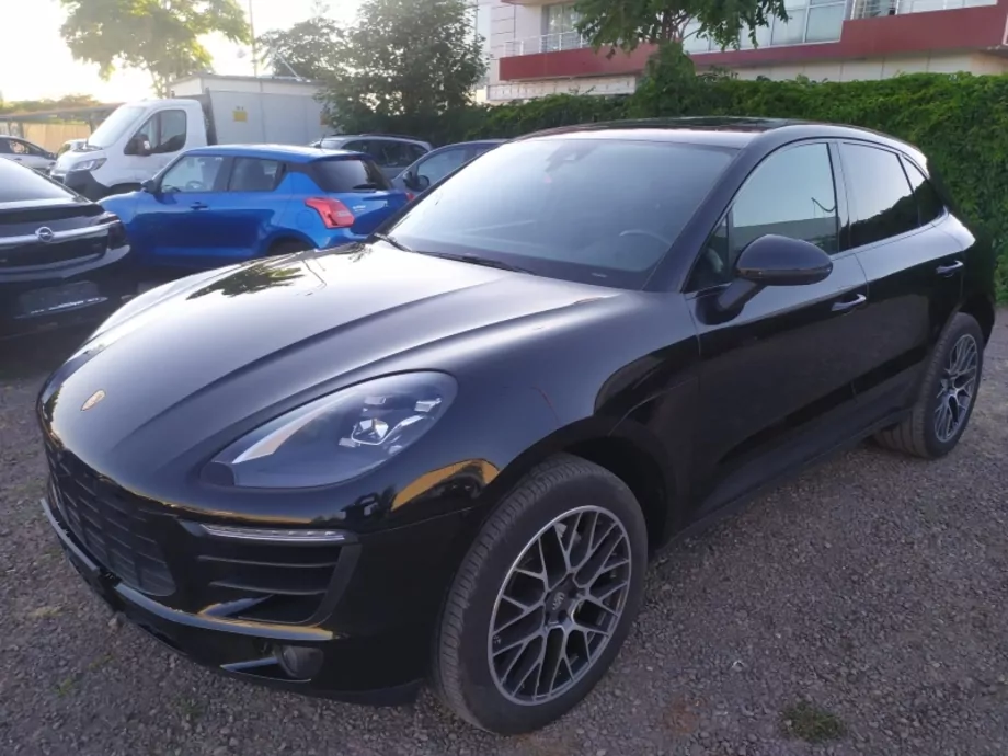 ID:1378 - PORSCHE MACAN