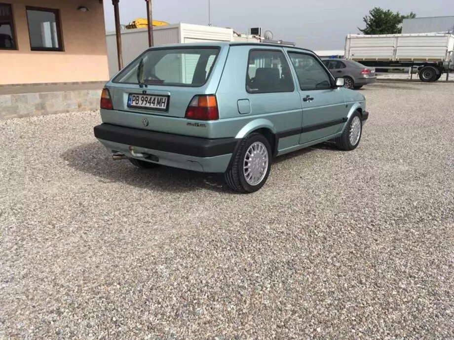 ID:1405 - VOLKSWAGEN GOLF