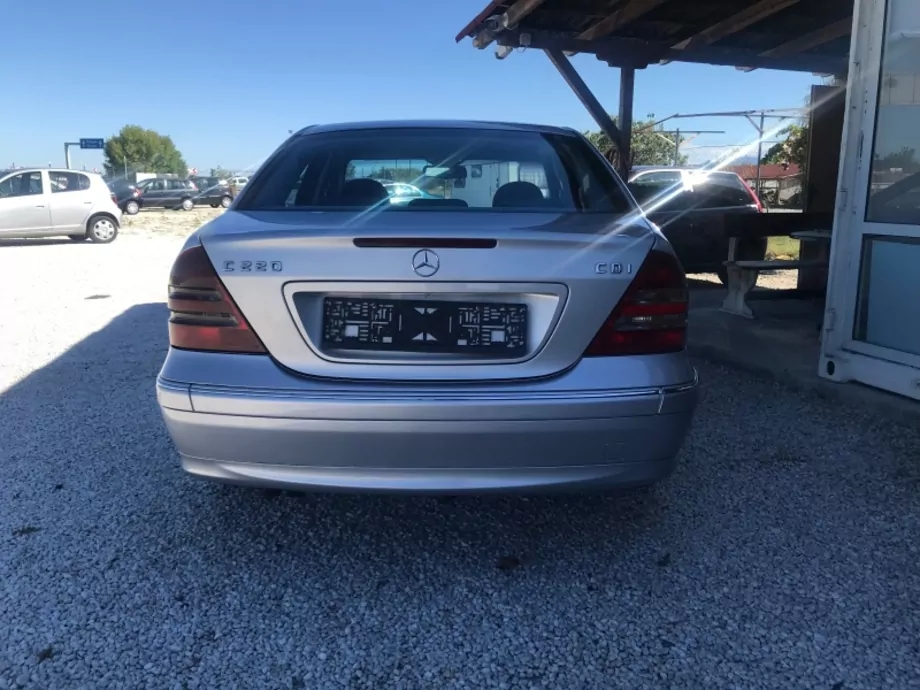 ID:1410 - MERCEDES-BENZ C 220