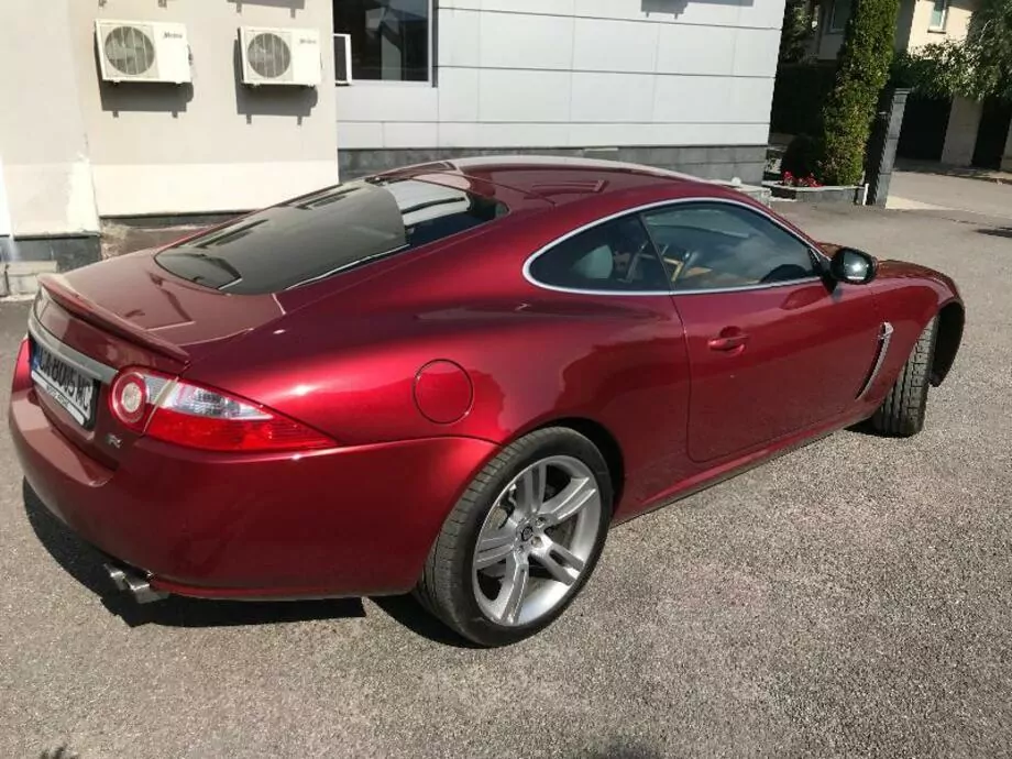 ID:1423 - JAGUAR XKR