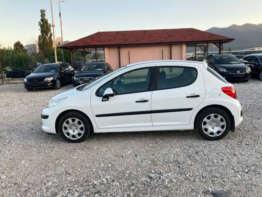 ID:1430 - PEUGEOT 207