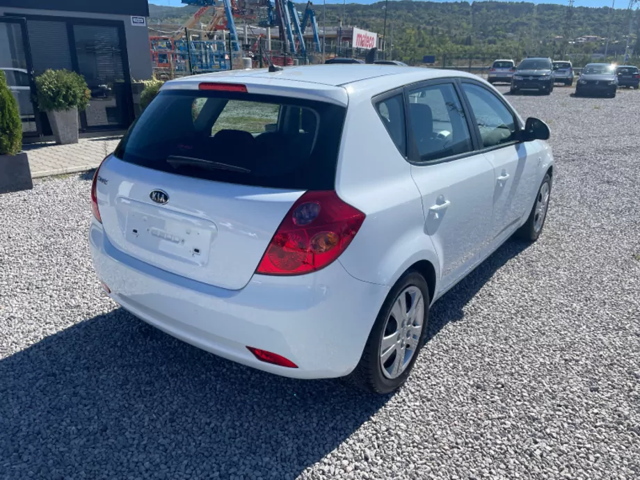 ID:1437 - KIA CEED