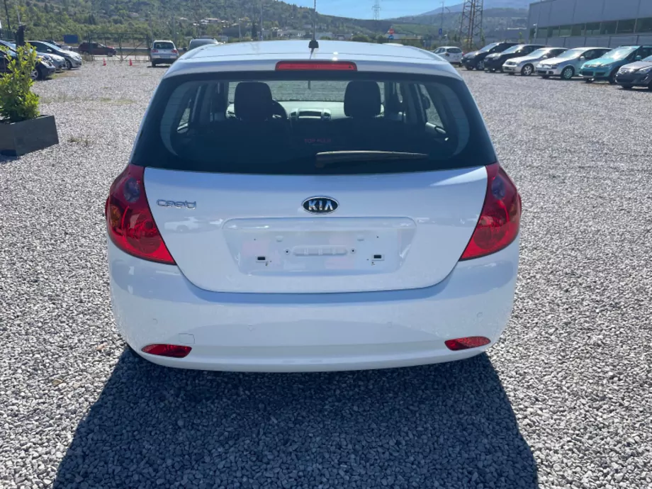 ID:1437 - KIA CEED