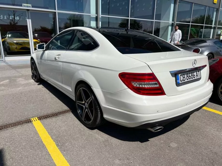 ID:1446 - MERCEDES-BENZ C 220