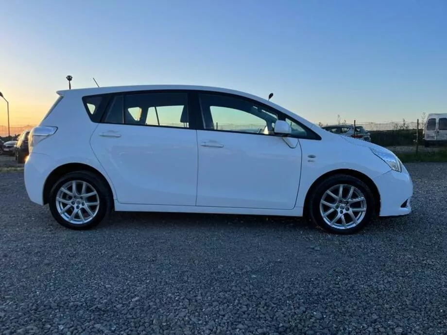 ID:1448 - TOYOTA COROLLA VERSO