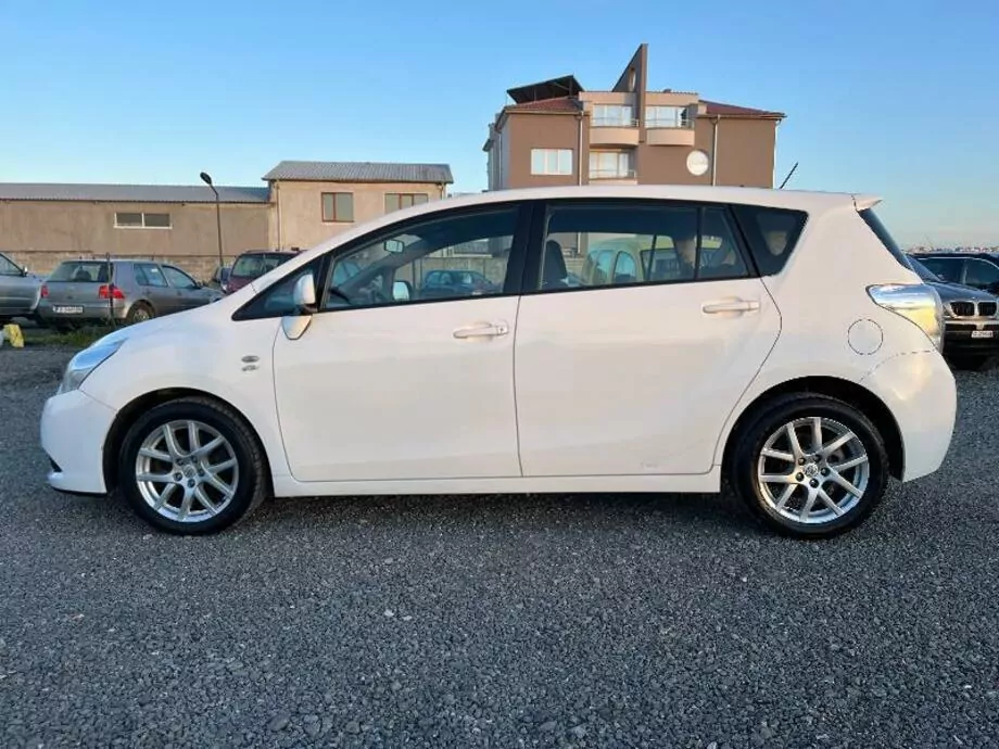 ID:1448 - TOYOTA COROLLA VERSO