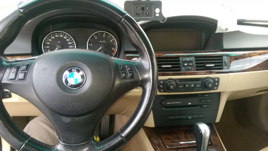 ID:1477 - BMW 330