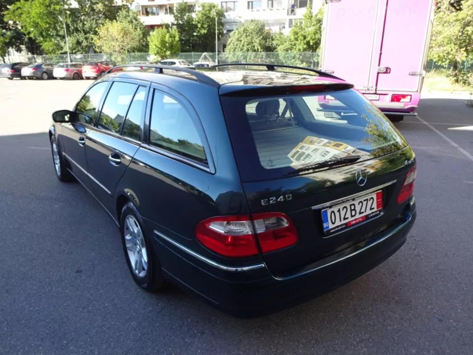 ID:1483 - MERCEDES-BENZ E 240