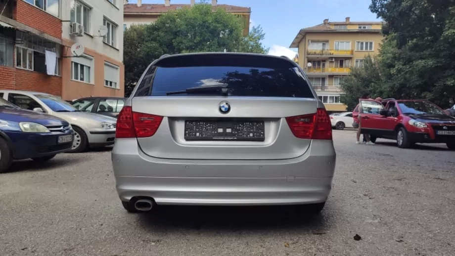 ID:1502 - BMW 320