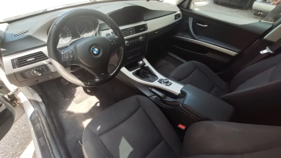 ID:1502 - BMW 320