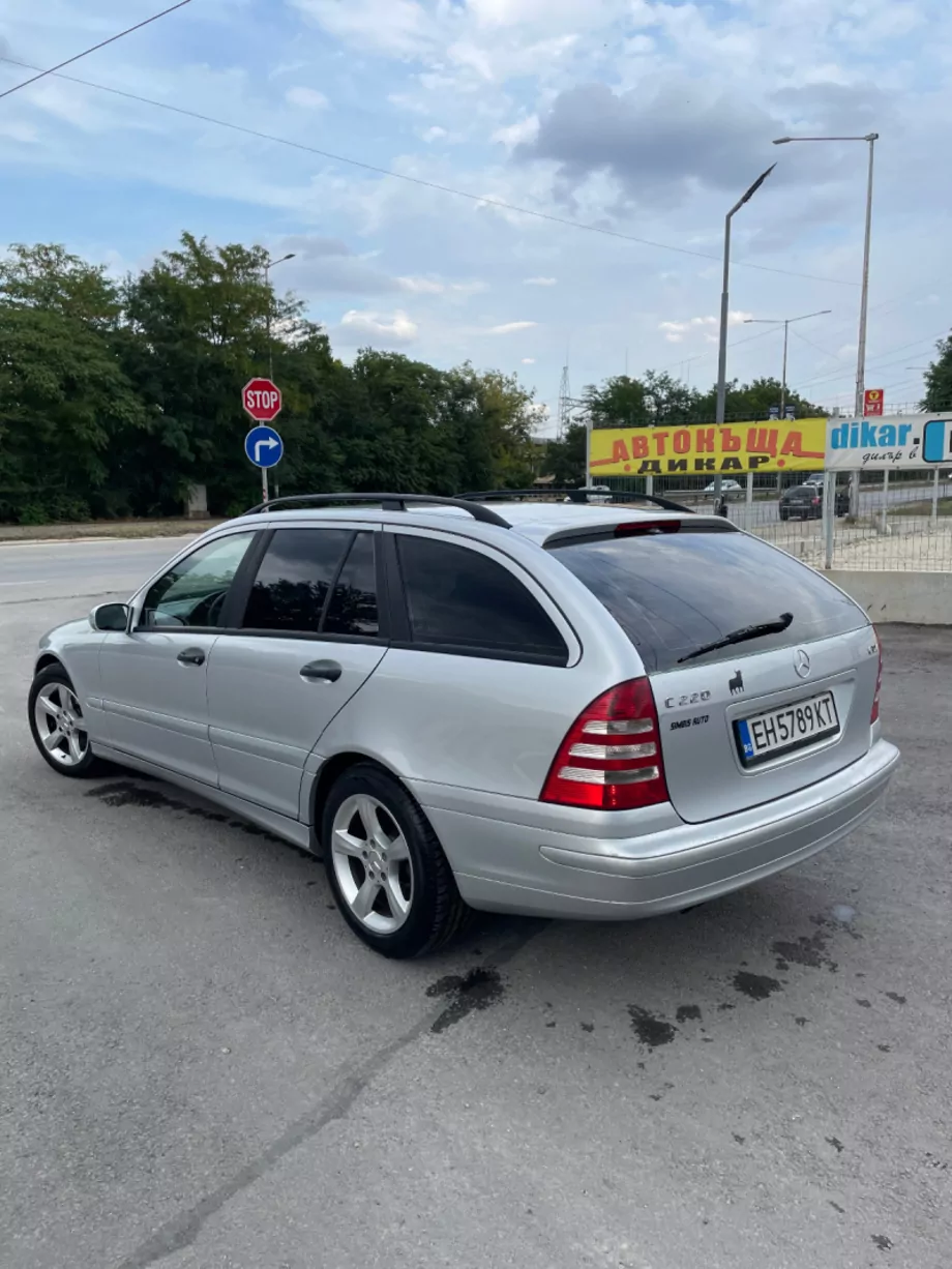 ID:1513 - MERCEDES-BENZ C 220