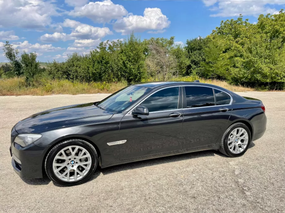 ID:1524 - BMW 740