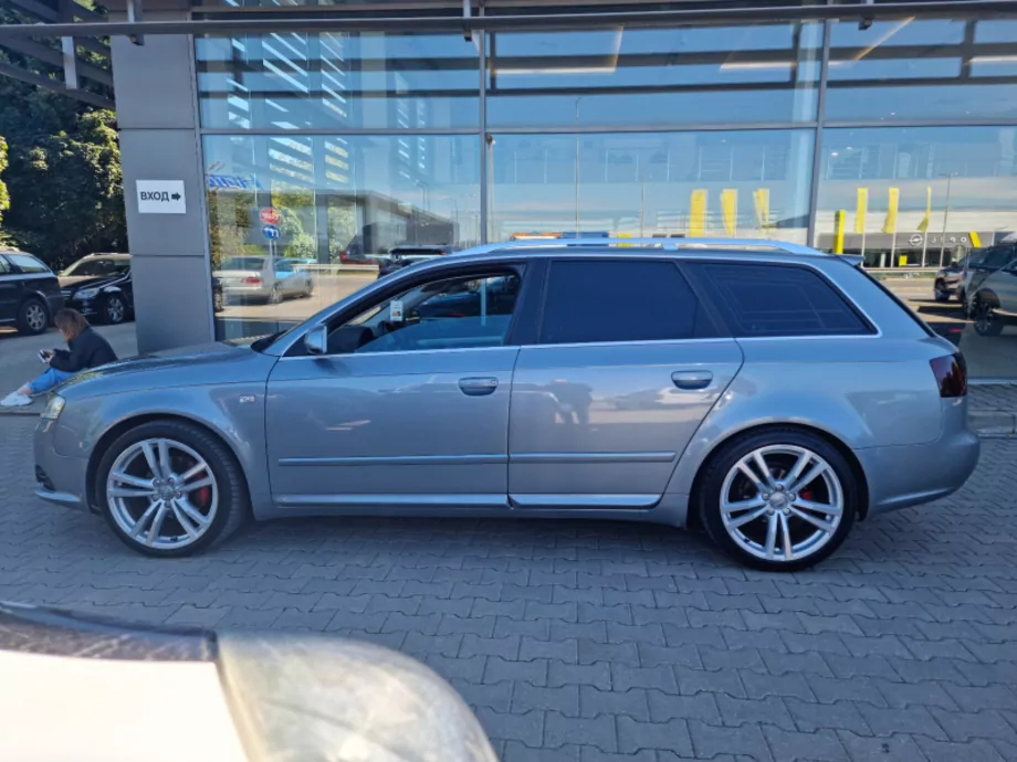 ID:1529 - AUDI A4