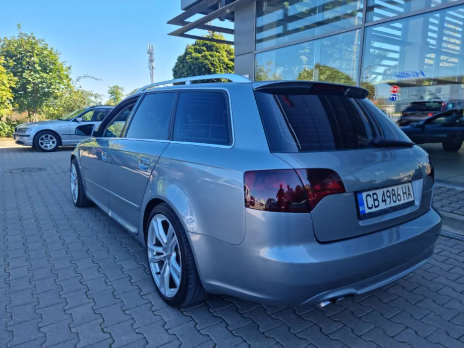 ID:1529 - AUDI A4