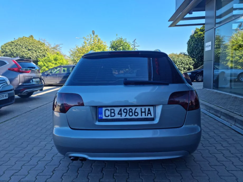 ID:1529 - AUDI A4