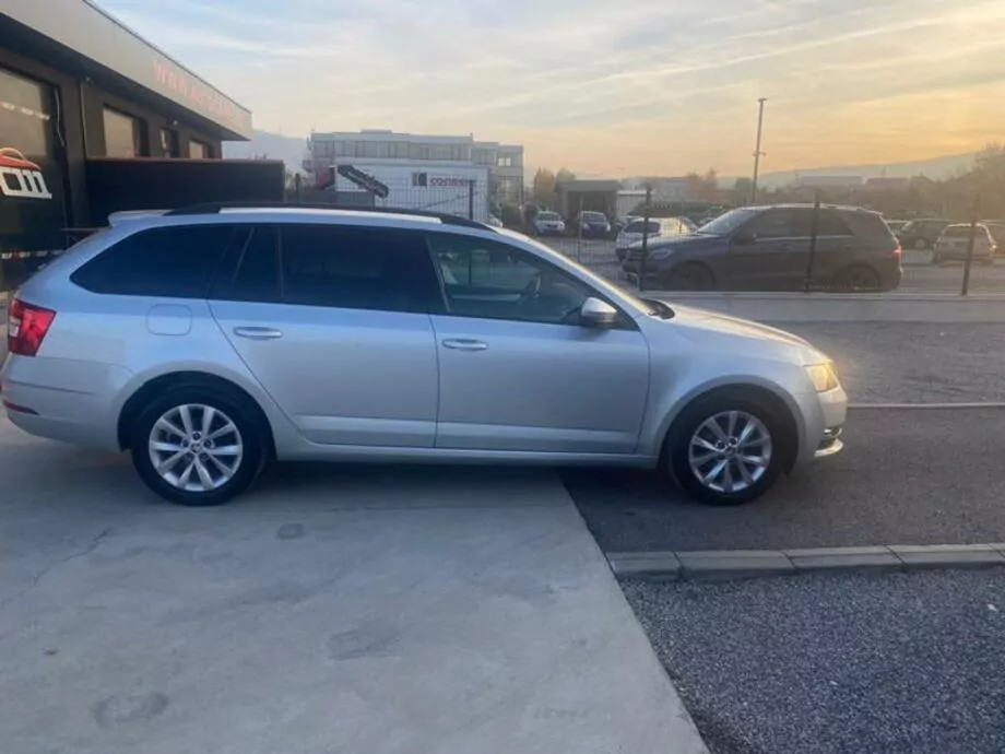 ID:1536 - SKODA OCTAVIA