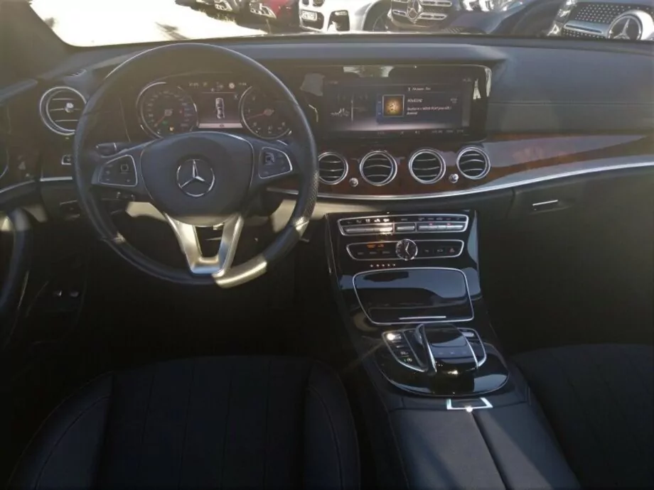 ID:1545 - MERCEDES-BENZ E 350