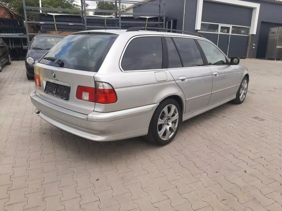 ID:1550 - BMW 525