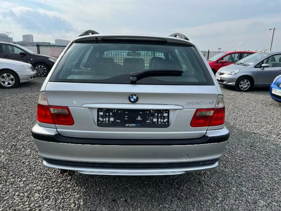 ID:1552 - BMW 330